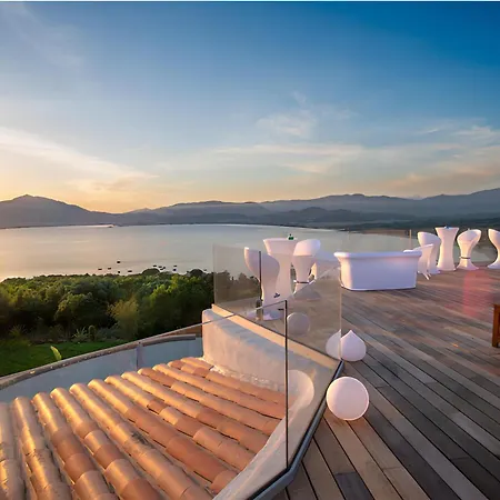 Hébergement de vacances Villa With Swimming In Nice *